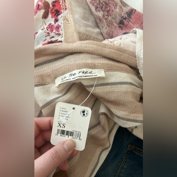 Free People A Bit Of This Shirt lace floral - Picture 14 of 14